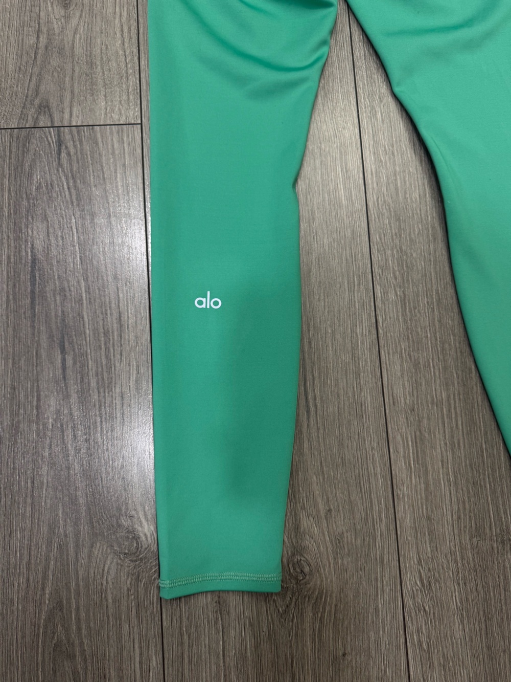 FLAW Alo Yoga Leggings Women  7/8 High Waist Airbrush Green Gym Chic Sz S - Picture 4 of 6